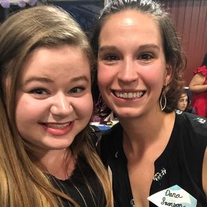 Meet your Posher, Emily